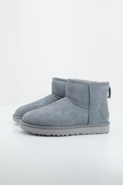 UGG UGG CLASSIC MINI en color GRIS  (1)