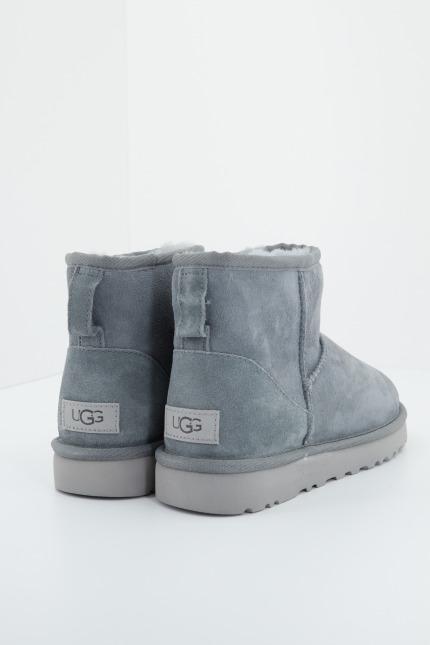 UGG UGG CLASSIC MINI en color GRIS  (3)
