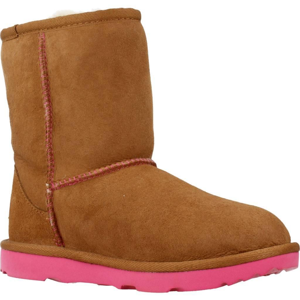 UGG CLASSIC II en color MARRON  (5)