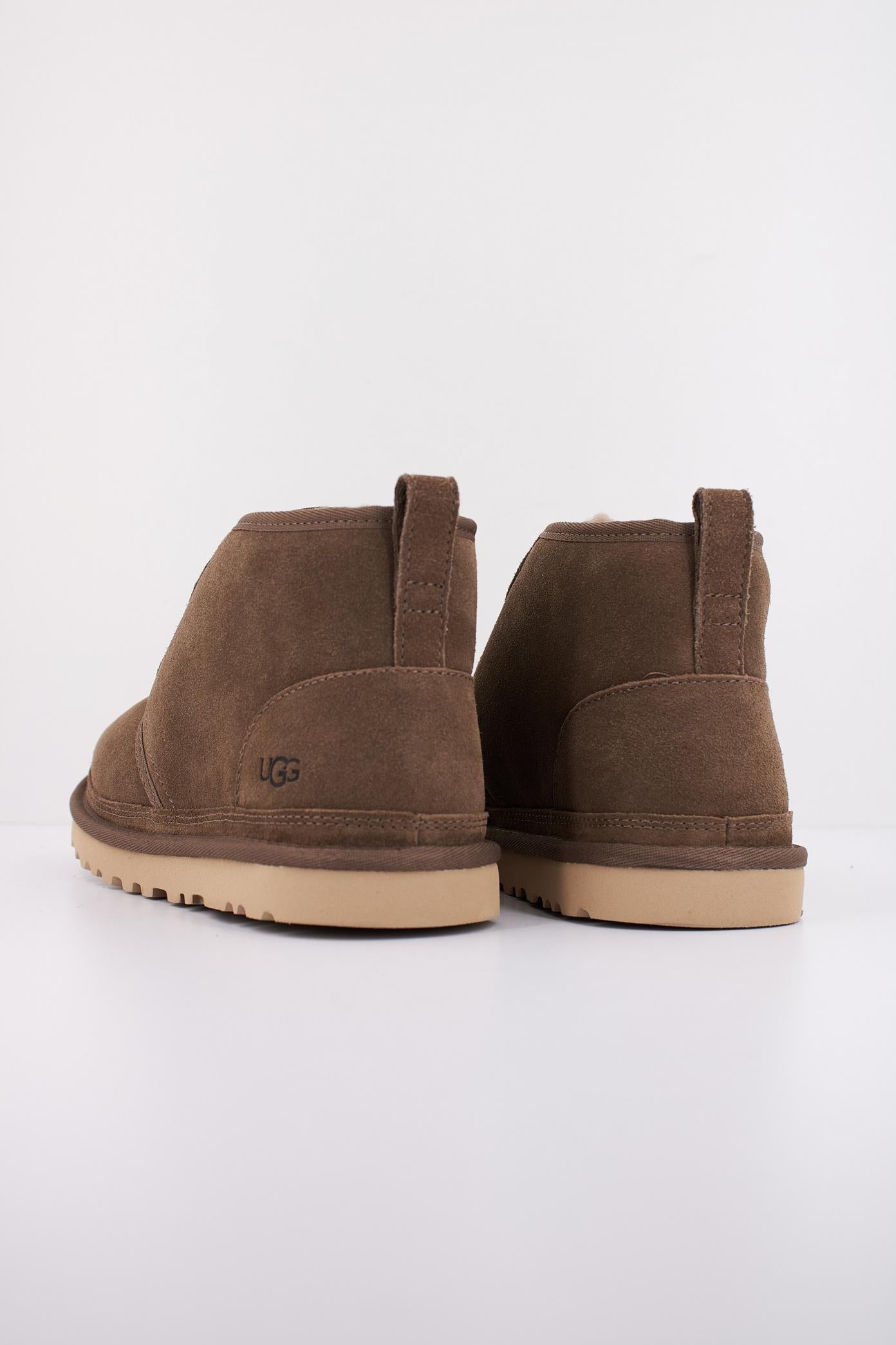 UGG NEUMEL en color MARRON  (4)