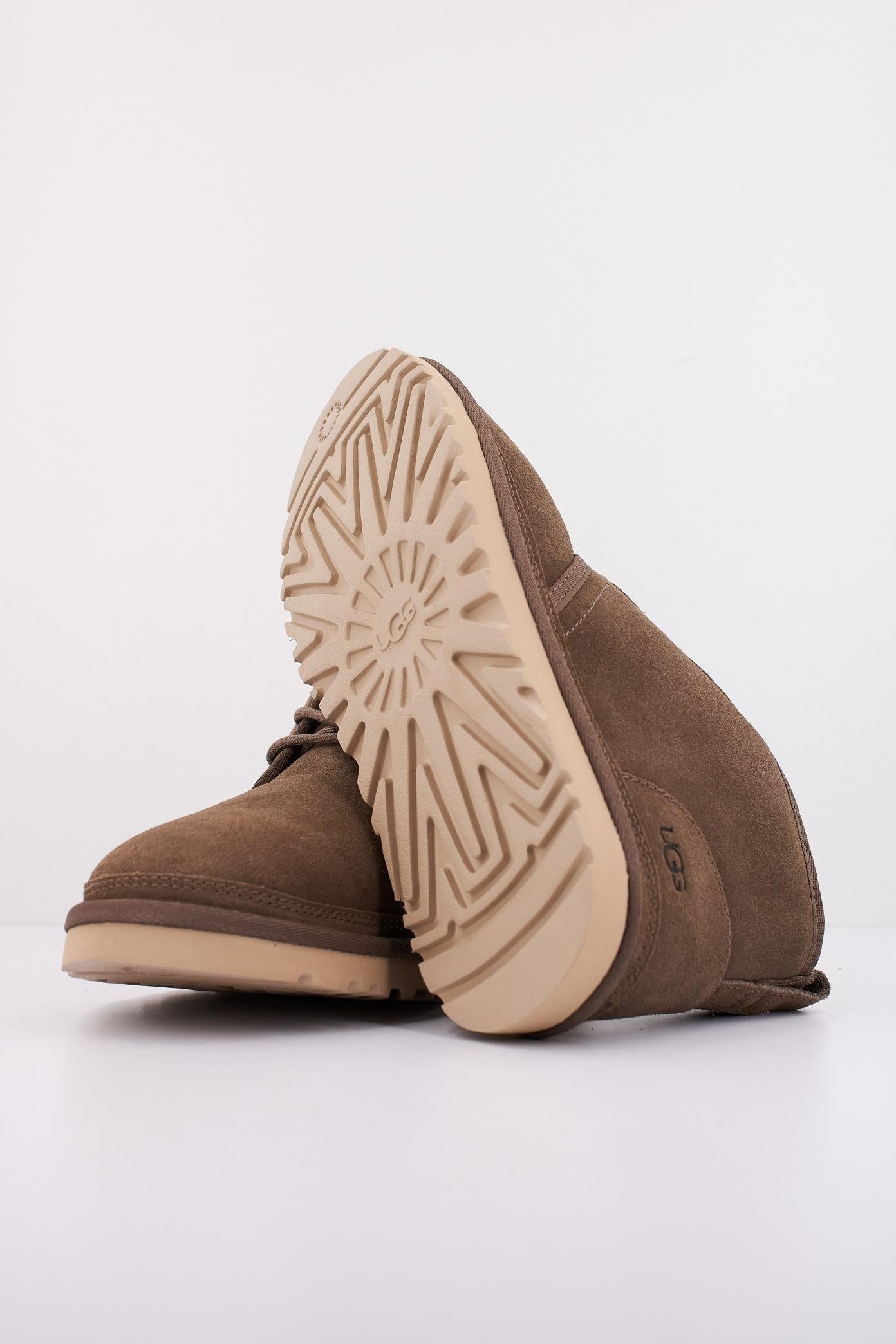 UGG NEUMEL en color MARRON  (5)