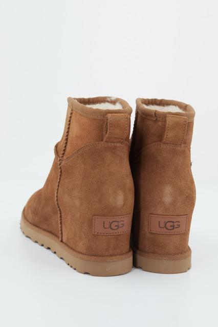 UGG CLASSIC FEMME MINI en color MARRON  (4)