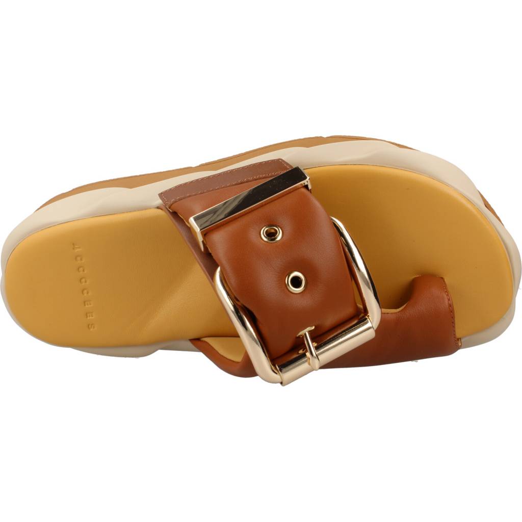 CCCCEES MELLOW GLOW en color MARRON  (7)
