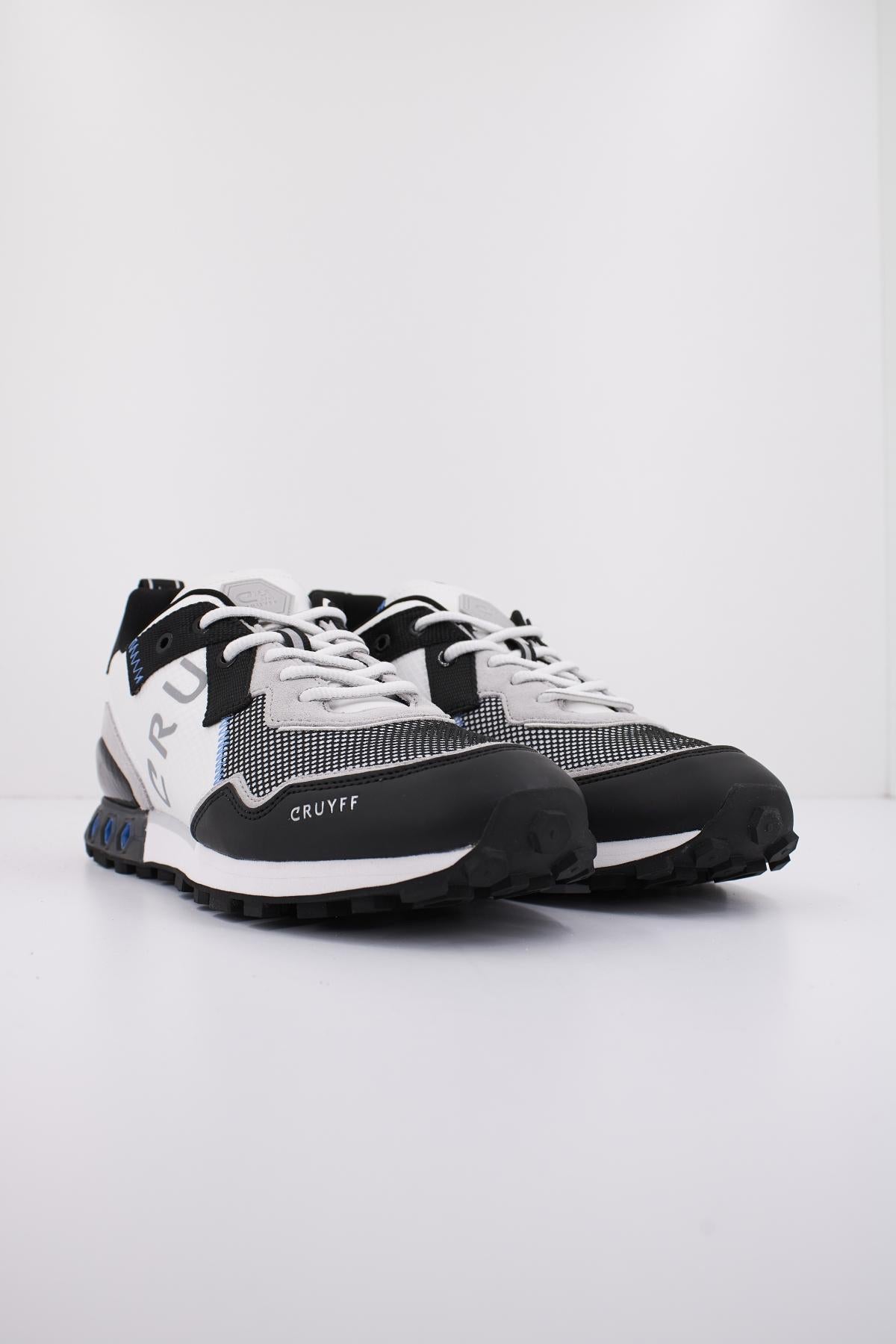 CRUYFF SUPERBIA HEX-TECH en color BLANCO  (2)