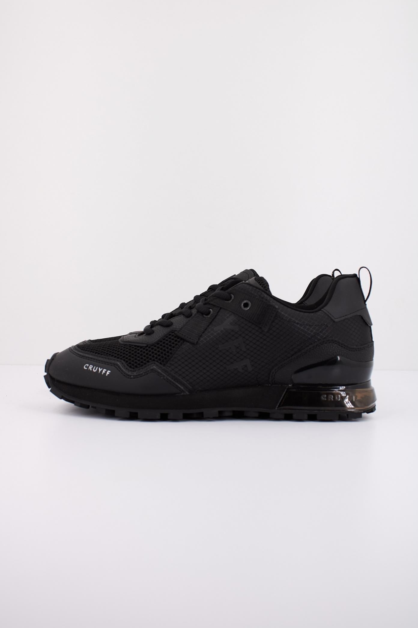 CRUYFF SUPERBIA en color NEGRO  (1)