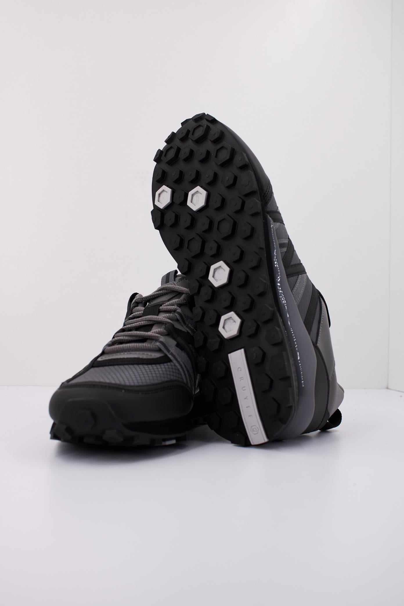 CRUYFF FEARIA en color GRIS  (5)