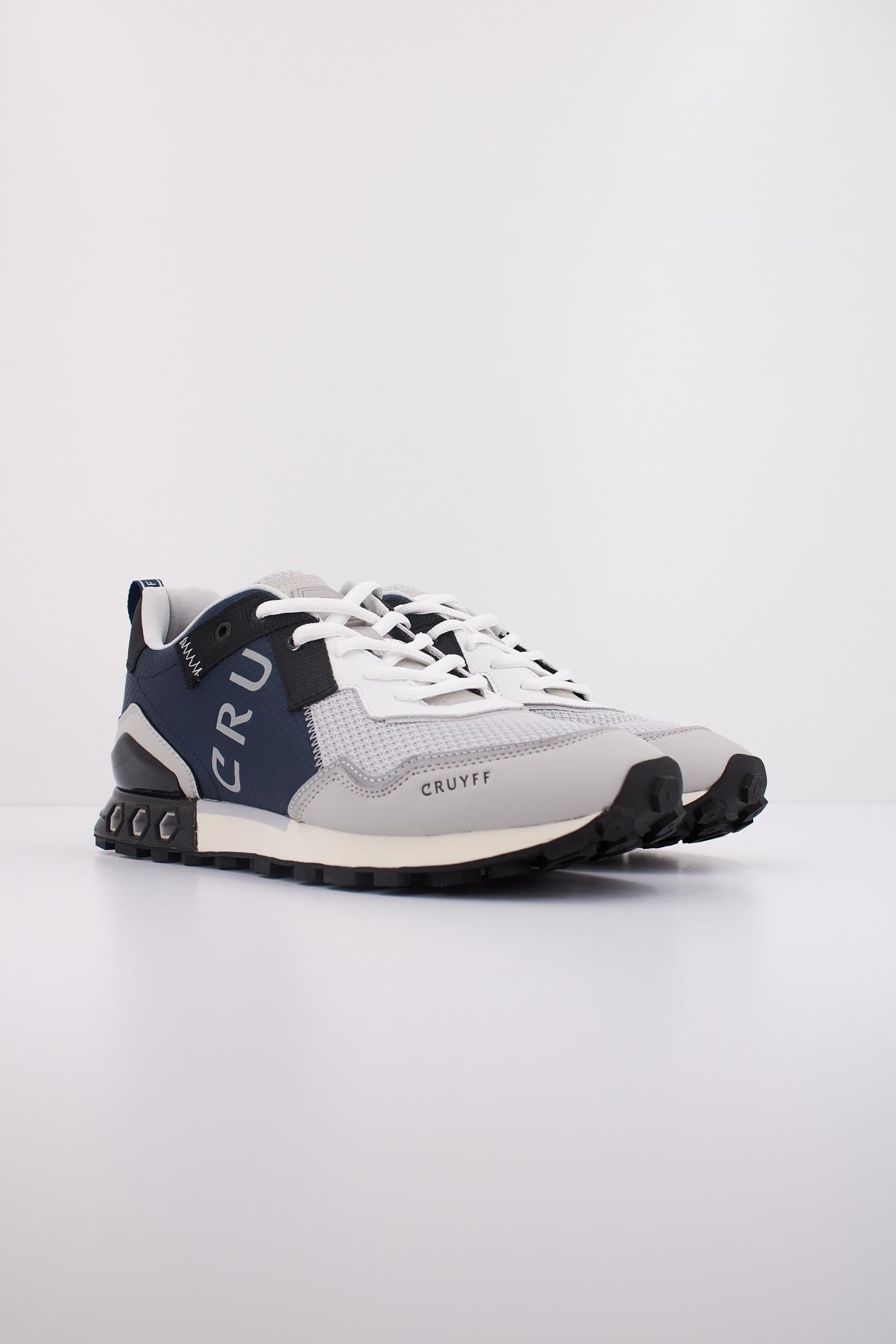 CRUYFF SUBERIBA HEX-TEC en color AZUL  (2)
