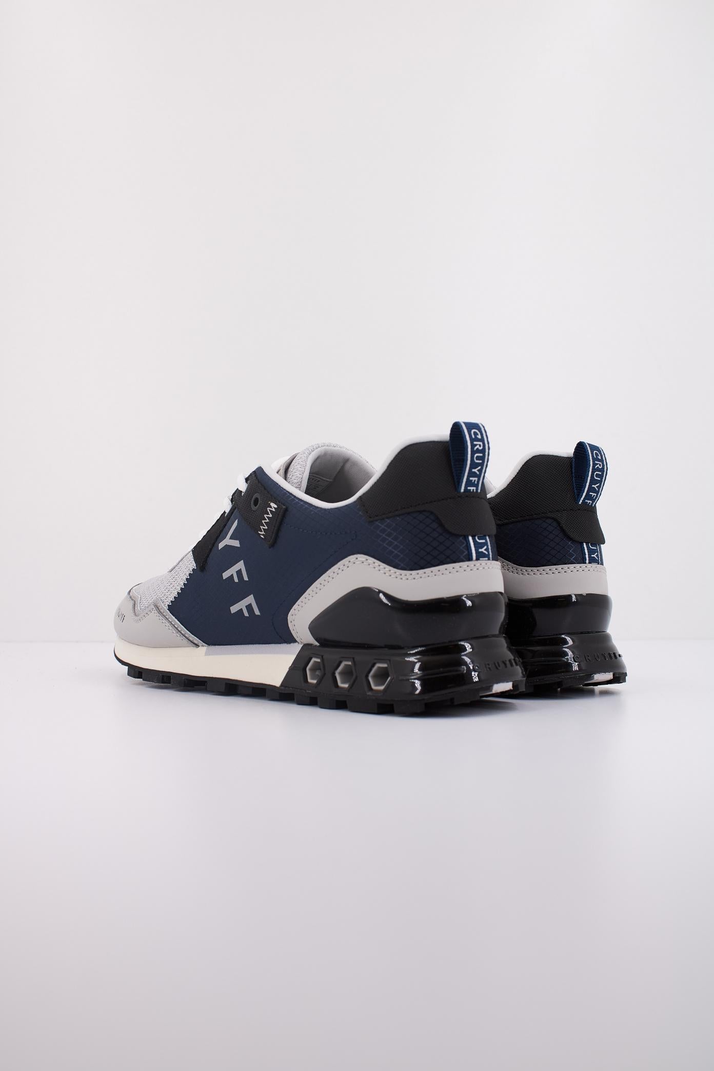 CRUYFF SUBERIBA HEX-TEC en color AZUL  (4)