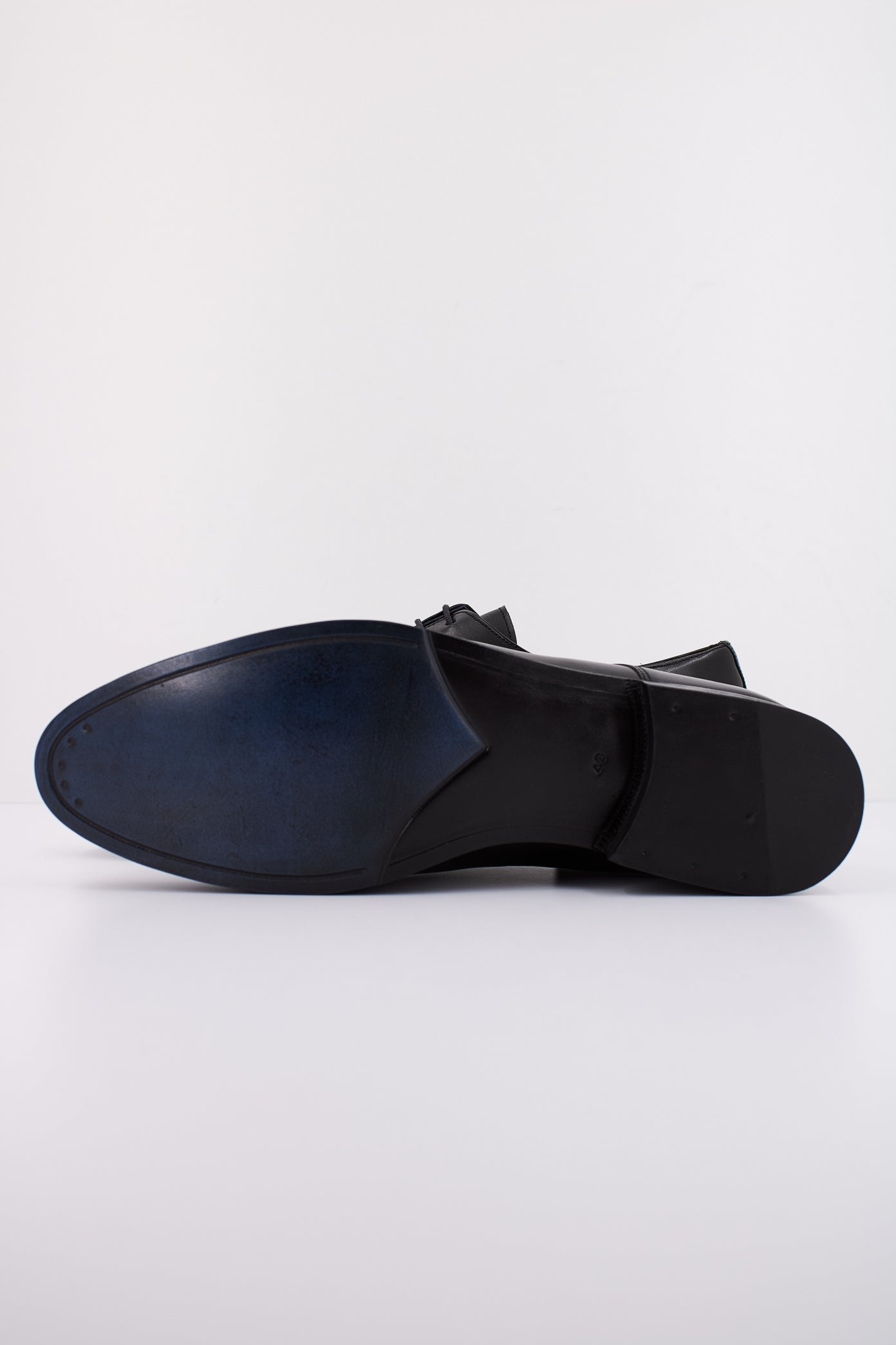 EMIREY E  en color NEGRO  (5)