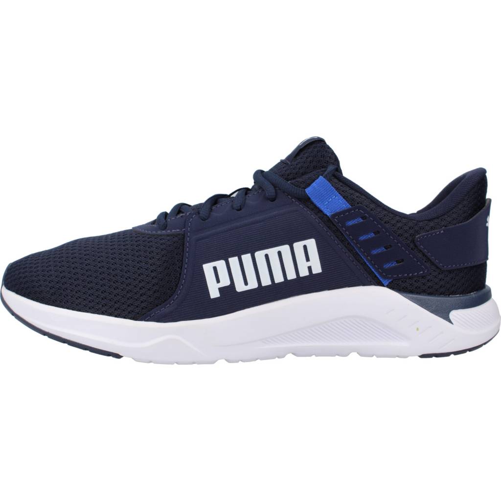 Sport / Zapatillas de la marca PUMA