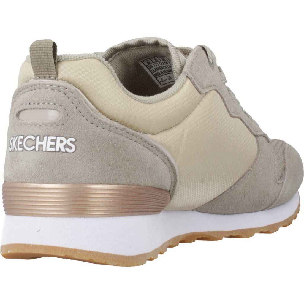 Zapatos de la marca SKECHERS en zacaris